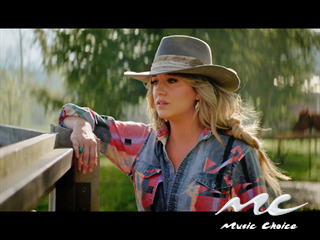 Lainey Wilson: Heart Like A Truck
